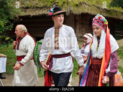 Le Vereteno Art authentique Festival présente des traditions ukrainiennes, Lviv, Ukraine Banque D'Images