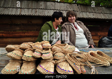 Le Vereteno Art authentique Festival présente des traditions ukrainiennes, Lviv, Ukraine Banque D'Images