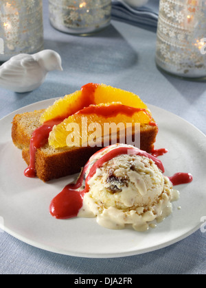 Gâteau Orange et icecream Banque D'Images