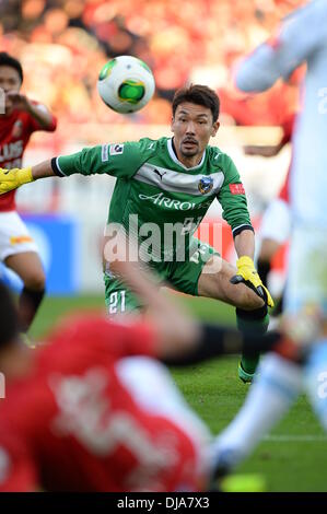 2002 Stade de Saitama, Tokyo, Japon. 23 nov., 2013. Yohei Nishibe (frontale), le 23 novembre 2013 - Football : 2013 J.Division de Ligue 1 match entre Urawa Reds 1-3 Kawasaki Frontale à Saitama Stadium 2002, Saitama, Japon. © AFLO/Alamy Live News Banque D'Images