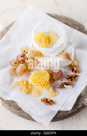 Au miel, noix et raisins Banque D'Images