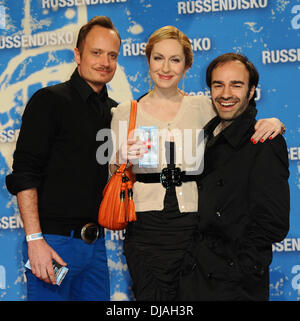 Klaus Unrath, Elna-Margret zu Bentheim et Ivan Strano lors de la première du film 'Russendisko" au CineStar Sony Centre de cinéma. Berlin, Allemagne - 21.03.2012 Banque D'Images