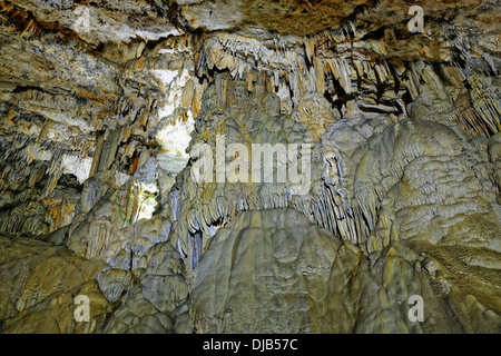 Mağarası, grotte de stalactites Dim Dimcay Valley, Alanya, Antalya Province, Méditerranée, Turquie Banque D'Images