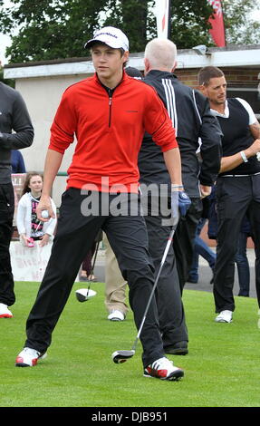 One Direction One Direction One Direction du célèbre son 19e anniversaire de l'organisation d'une Charity Golf Classic avec Keith Duffy pour Action Autisme irlandaise (AAI) et de l'hébergement d'urgence temporaire (Mullingar) L'équipe de Mullingar, Irlande - 13.09.12 Banque D'Images