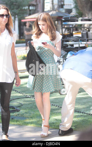 Anna Kendrick apparaît sur "Extra" du Grove Los Angeles, Californie - 17.09.12 Banque D'Images