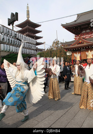 Japon, Tokyo, Héron blanc danse, cérémonie, procession, les gens, Banque D'Images