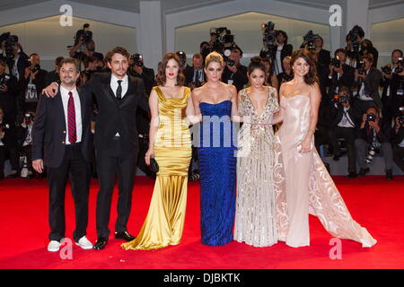 Selena Gomez, Vanessa Hudgens, Ashley Benson, Rachel Korine, James Franco et l'harmonie Korine le 69ème Festival du Film de Venise - 'Spring Breakers' Premiere - Venise, Italie- 05.09.12 Banque D'Images