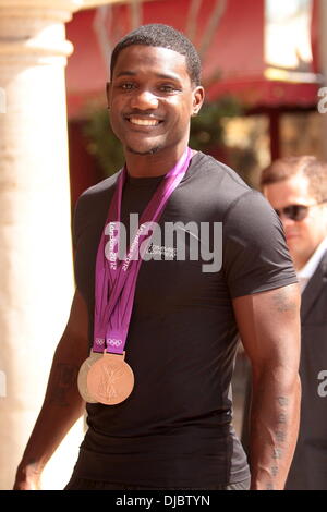 Justin Gatlin des stars du Grove pour la 'Extra' Palooza célébration Los Angeles, Californie- 10.09.12 Avec : Justin Gatlin Quand : 10 Oct 2012 Banque D'Images