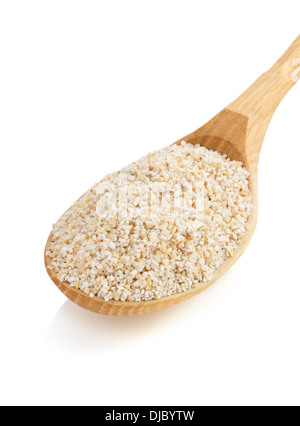 L'orge dans spoon isolé sur fond blanc Banque D'Images