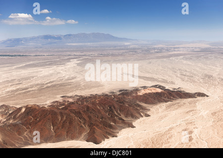 Vue aérienne du désert de Nazca, Nazca, au Pérou. Banque D'Images