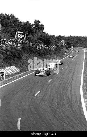 Jacky Ickx dans une Ferrari 312B qui mène l'emballage à Clermont-Ferrand dans le généraliste français, France 5 juillet 1970. Banque D'Images