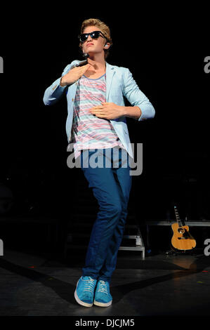 Cody Simpson en live à l'Amphithéâtre Cruzan West Palm Beach, Floride - 24.08.12 Banque D'Images