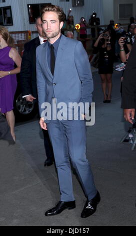 Robert Pattinson New York Premiere de 'Cosmopolis' qui s'est tenue au Musée d'Art moderne - à l'extérieur des arrivées avec : Robert Pattinson Où : New York City, United States Quand : 13 août 2012 Banque D'Images