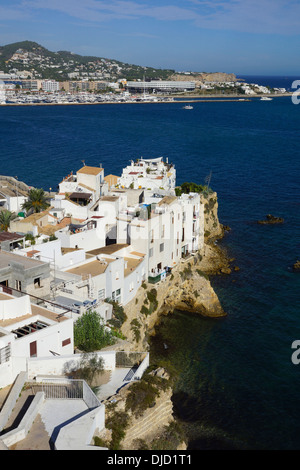 Vue sur le port d'ibiza de Dalt Vila (vieille ville), la ville d'ibiza, Ibiza, ESPAGNE Banque D'Images