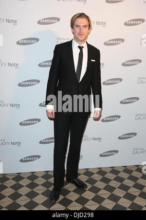 Dan Stevens Samsung célébrer le lancement de la Galaxy Note 10.1 tenue à un Mayfair Londres, Angleterre - 15.08.12 avec : Dan Stevens Où : London, Royaume-Uni Quand : 15 août 2012 Banque D'Images