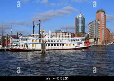 Visiter la roue à palettes steamer, port de Hambourg, Allemagne Banque D'Images