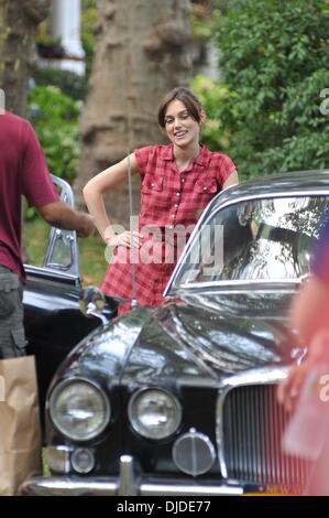 Keira Knightley sur le tournage de "Une chanson peut vous sauver la vie' la ville de New York, USA - 30.07.12 Banque D'Images