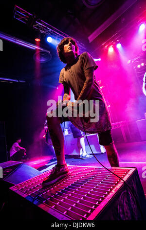 Milan Italie. 25 novembre 2013. Le groupe de metalcore britannique Bring Me The Horizon effectue le club de musique live au crédit d'Alcatraz : Rodolfo Sassano/Alamy Live News Banque D'Images