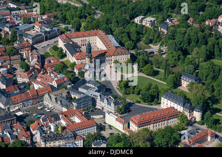 Vue aérienne, Château de ville, la bibliothèque de la Duchesse Anna Amalia, la place du marché en face, Weimar, Thuringe, Allemagne Banque D'Images