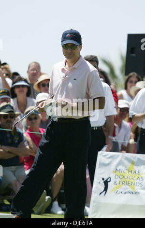 02 mai, 2004 ; Boulder City, NV, USA ; Andy Garcia à la 6th annual 'Michael Douglas et Amis Celebrity Golf' Millions de trou dans une pousse à la Cascata Golf présenté par Lexus au profit de la Motion Picture and Television Fund. Banque D'Images