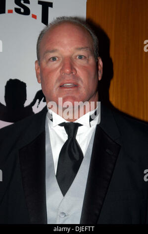 Oct 14, 2004 ; New York, NY, USA ; MARTY LYONS au 'Gerry Cooney poings pour New York Gala' à l'hôtel Hilton de New York City. Banque D'Images