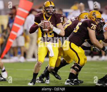 22 septembre 2007 - Tempe, AZ ..Rudy Carpenter # 12 de l'Arizona State Sun Devils en action contre l'Oregon State Beavers au Sun Devil Stadium de Tempe, Arizona. Max Simbron/CSM..les Sun Devils défait les castors 44-32 (crédit Image : © Max Simbron/Cal Sport Media) Banque D'Images