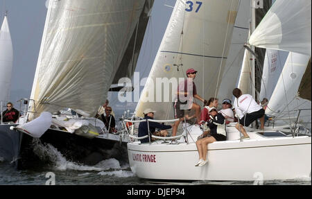 Oct 01, 2007 Vie -, New York, USA - Peconic Bay Sailing Association, Whitebread Xiii Départ / arrivée situé dans le port de vie - Off Nouveau cours autour de Shelter Island Suffolk et de retour (crédit Image : © Condyles Kirk/ZUMA Press) Banque D'Images