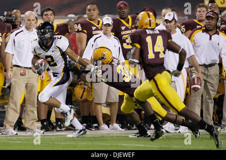 27 octobre 2007 - Tempe, AZ ..Robert Jordan # 2 de l'Ours d'or de la Californie dans l'action contre l'Arizona State Sun Devils au Sun Devil Stadium de Tempe, Arizona. Max Simbron/CSM..les Sun Devils défait les Golden Bears 31-20 (crédit Image : © Max Simbron/Cal Sport Media) Banque D'Images