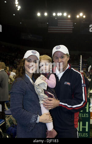 Dec 01, 2007 - Portland, Oregon, USA - MELISSA ERRICO,VICTORIA McENROE et Patrick McENROE après la finale de la Coupe Davis 2007 est remportée par les États-Unis. (Crédit Image : © Susan Mullane/ZUMA Press) Banque D'Images