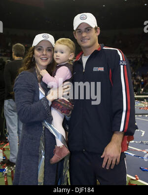 Dec 01, 2007 - Portland, Oregon, USA - MELISSA ERRICO,VICTORIA McENROE et Andy Roddick après la finale de la Coupe Davis 2007 est remportée par les États-Unis. (Crédit Image : © Susan Mullane/ZUMA Press) Banque D'Images