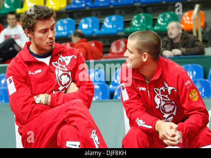 Feb 07, 2008 - Moscou, Russie - La Russie accueille la Coupe Davis 2008 à Moscou. La Russie jouera contre la Serbie. Photo : Fédération de joueurs (L-R) Marat Safin, Mikhail Youzhny. (Crédit Image : © PhotoXpress/ZUMA Press) RESTRICTIONS : * l'Amérique du Nord et du sud de l'homme seulement * Banque D'Images