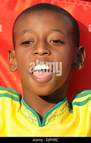 Jun 13, 2010 - Pretoria, Afrique du Sud - un fan de Ghana participe à une Coupe du Monde FIFA 2010 football match entre la Serbie et le Ghana au Loftus Versfeld, le 13 juin 2010 à Pretoria, Afrique du Sud. (Crédit Image : © Luca Ghidoni/ZUMApress.com) Banque D'Images