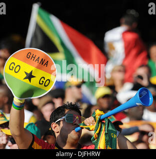 Jun 13, 2010 - Pretoria, Afrique du Sud - un fan de Ghana participe à une Coupe du Monde FIFA 2010 football match entre la Serbie et le Ghana au Loftus Versfeld, le 13 juin 2010 à Pretoria, Afrique du Sud. (Crédit Image : © Luca Ghidoni/ZUMApress.com) Banque D'Images