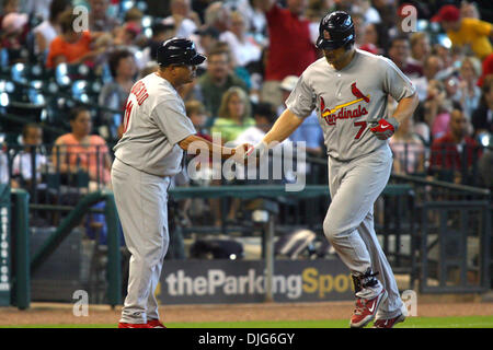 11 juillet 2010 - Houston, Texas, États-Unis d'Amérique - 11 juillet 2010 : le voltigeur des Cardinals de Saint-Louis Matt Holliday (7) la perruque dans le haut de la 4e à prendre les devants 3-2. Les Cardinals de Saint-Louis défait les Astros de Houston 4 - 2 au Minute Maid Park, Houston, Texas..Mandatory Crédit : Luis Leyva/Southcreek Global (Image Crédit : © Southcreek/ZUMApress.com) mondial Banque D'Images