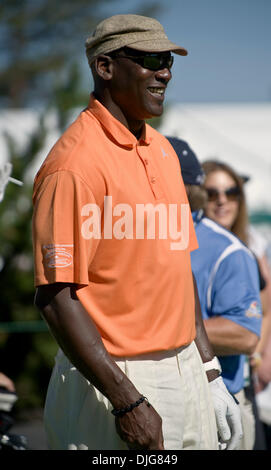 15 juillet 2010 - Stateline, Nevada, USA - MICHAEL JORDAN joue dans le 21e siècle américain au Championnats Edgewood Tahoe Golf Course. Offrant une bourse totale de 600 000 dollars, le fait-pour-tv ACC, détenue et diffusée par NBC Sports, est le premier tournoi de golf des célébrités. Pour la cinquième année consécutive, la fondation de Lance Armstrong et ses Global LIVESTRONG Banque D'Images