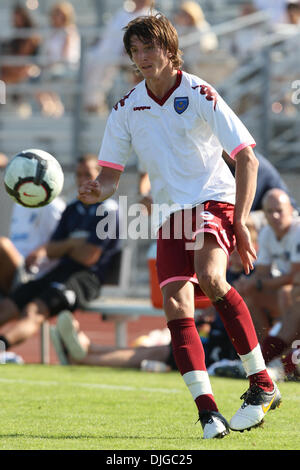 17 Juillet 2010 : Portsmouth FC's Tom Françoise Hardy en action pendant le match amical entre Portsmouth FC et Ventura Fusion à Oxnard College à Oxnard, Californie. Portsmouth FC a ensuite battu la fusion avec un score final de 2-1. Crédit obligatoire : Brandon Parry / Southcreek Global (Image Crédit : © Brandon Parry/ZUMApress.com) Southcreek/mondial Banque D'Images