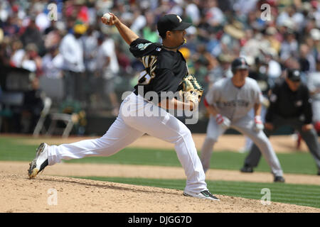 21-Juillet-2010 : Oakland, CA : Oakland Athletics accueillir les Red Sox de Boston. Le lanceur partant Oakland Athletics Gio Gonzalez (47) emplacements contre les Red Sox de Boston. Oakland Athletics a gagné le match 6-4. (Crédit Image : © Southcreek Dinno Kovic/global/ZUMApress.com) Banque D'Images