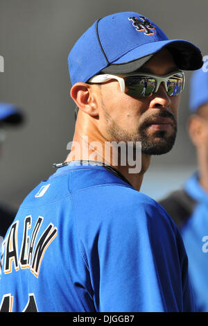 Le 22 juillet 2010 - Los Angeles, Californie, États-Unis d'Amérique - 22 juillet 2010 : Mets outfielder Angel Pagan (16) avant la Nouvelle York Mets auxquels les Dodgers de Los Angeles, 7-5, au Dodger Stadium à Los Angeles, Californie. Crédit obligatoire : Andrew Fielding / Southcreek Global (Image Crédit : © Southcreek/ZUMApress.com) mondial Banque D'Images