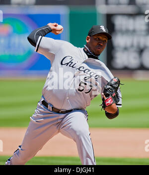 24 juillet 2010 - Oakland, CA, États-Unis d'Amérique - 24 juillet 2010 : Chicago White Sox lanceur droitier Tony Pena (57) en action pendant le match entre l'Oakland A's et les White Sox de Chicago au Oakland-Alameda County Coliseum à Oakland CA. L'un défait les White Sox 10-2. Crédit obligatoire : Damon Tarver/ Southcreek Global. (Crédit Image : © Southcreek Global/ZUMApress.co Banque D'Images