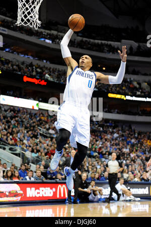 Dallas, TX, USA . 27 nov., 2013. Dallas Mavericks petit ailier Shawn Marion # 0 lors d'un match de NBA entre les Golden State Warriors et les Dallas Mavericks à l'American Airlines Center de Dallas, TX Dallas battu Golden State 103-99 Crédit : Cal Sport Media/Alamy Live News Banque D'Images