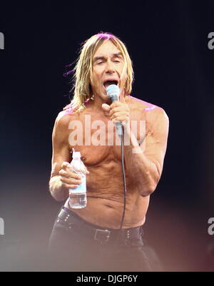 Iggy Pop Iggy and the Stooges live Hard Rock appelant à Hyde Park - Jour 1 Londres, Angleterre - 13.07.12 comprend : Iggy Pop Où : London, Royaume-Uni Quand : 13 Oct 2012 Banque D'Images