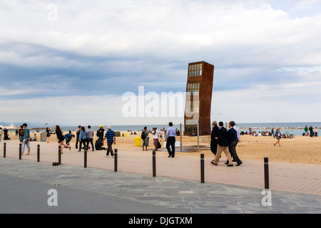 Rebecca Horn sculpture sur la plage de la Barceloneta, Barcelone, Espagne, Europe Banque D'Images