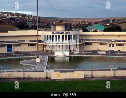 Une épave Saltdean Lido à souther n Angleterre Banque D'Images