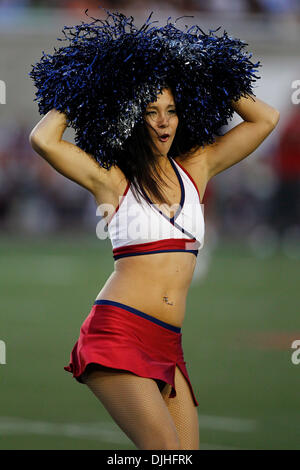 29 juillet 2010 - Montréal, Québec, Canada - 29 juillet 2010 : Monreal cheerleader des Alouettes au cours de la CFL match entre les Argonauts de Toronto et les Alouettes de Montréal au Stade Percival-Molson a joué à Montréal, Canada. Montréal a remporté 41-10..Crédit obligatoire : Philippe Champoux/Southcreek Global (Image Crédit : © Southcreek/ZUMApress.com) mondial Banque D'Images