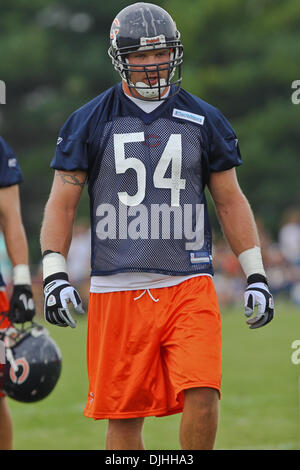 Le secondeur Brian Urlacher ours (# 54) au cours de la première journée du camp d'entraînement à Chicago Bears Olivet Nazarene University dans le Bourbonnais, IL. (Crédit Image : © Geoffrey Siehr/ZUMApress.com) Southcreek/mondial Banque D'Images