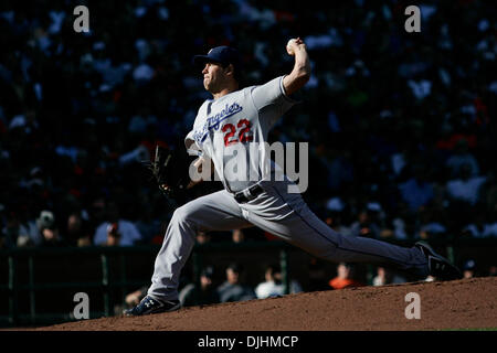 01 août, 2010 - San Francisco, Californie, États-Unis d'Amérique - 01-août-2010 : San Francisco, CA : Giants de San Francisco accueille les Dodgers de Los Angeles. Le lanceur partant des Dodgers de Los Angeles, Clayton Kershaw (22) emplacements contre les Giants de San Francisco. Giants de San Francisco de gagner le match 2-0. Crédit obligatoire : Dinno Kovic / Southcreek Global Media (Image Crédit : Â© Southcree Banque D'Images