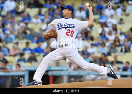 03 août 2010 - Los Angeles, Californie, États-Unis d'Amérique - 3 août 2010 : le lanceur partant des Dodgers Ted Lily (29) fournit à la plaque. Les San Diego Padres, perdu pour les Dodgers de Los Angeles par la marque de 2-1 au Dodger Stadium à Los Angeles,. La Californie..Crédit obligatoire : Andrew Fielding / Southcreek Global (Image Crédit : © Southcreek/ZUMApress.com) mondial Banque D'Images