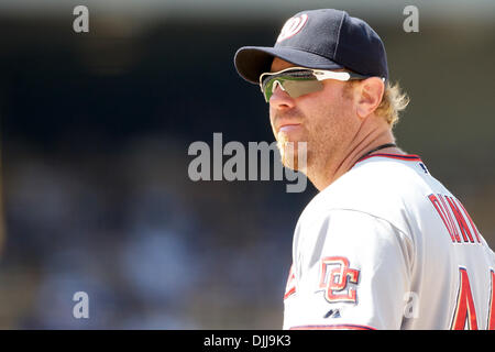 08 août 2010 - Los Angeles, Californie, États-Unis d'Amérique - 8 août 2010 : Washington Nationals de premier but ADAM DUNN (# 44) n'a pas commercialisés par les ressortissants non-renonciation à la date limite, mais la spéculation est monnaie courante qu'il peut encore être traité. .Les Dodgers battre le tiers 8-3.Crédit obligatoire : Tony Leon / Southcreek Global (Image Crédit : © Southcreek/ZUMApress.com) mondial Banque D'Images