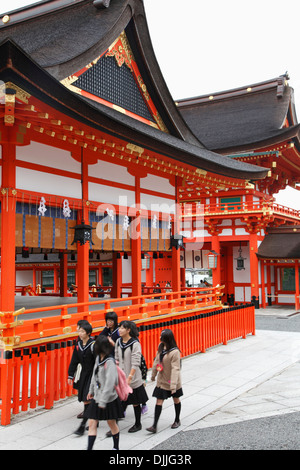 Le Japon, Kyoto, Fushimi Inari Taisha, les gens, Banque D'Images