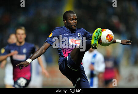 Liberec, République tchèque. 28 nov., 2013. Fallou Diagne Fribourg est représenté au cours de l'European Football League 5e tour groupe H match contre Slovan Liberec Liberec, République tchèque, le 28 novembre 2013. Photo : CTK Radek Petrasek/Photo/Alamy Live News Banque D'Images